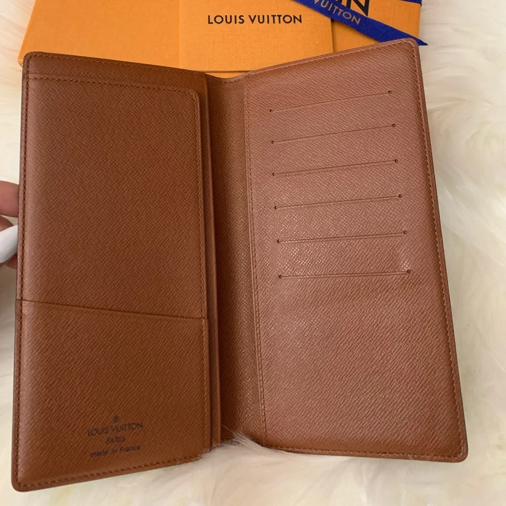 Sold❌❇️❇️Classic LV Monogram Long Wallet #2❇️❇️ - Picture 8 of 15